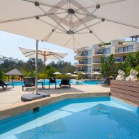 residence poolside - baby pool