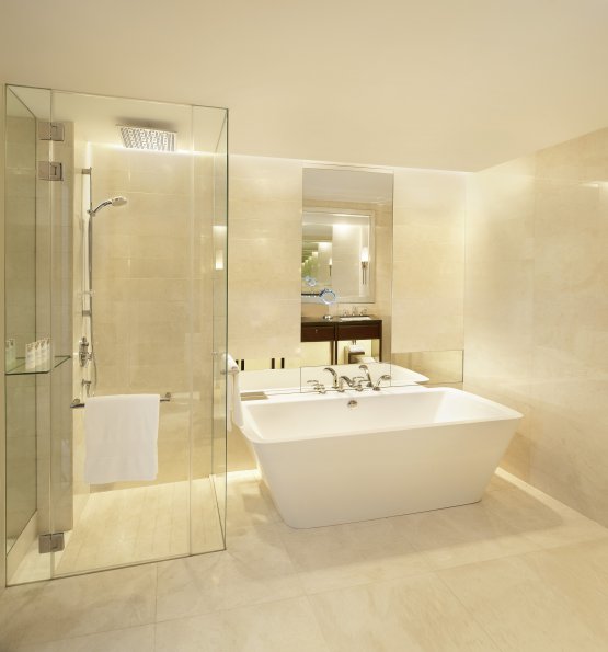 The St. Regis Bangkok Deluxe Bathroom