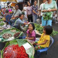 120_thai_food_phitsanulok_morning_market_1155pn_1