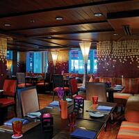 Style: "Color tone - warm"