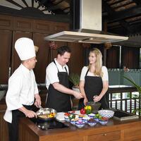 45 Thai Cooking Class at The Market