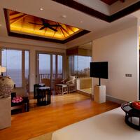 Cape Suite living room